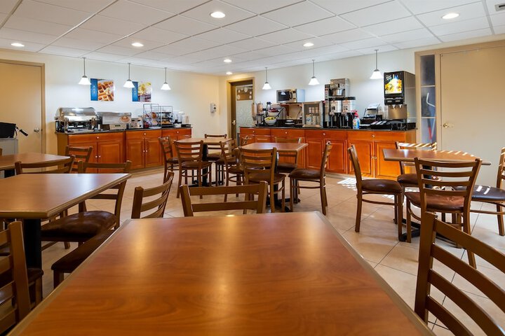 Best Western Inn & Suites