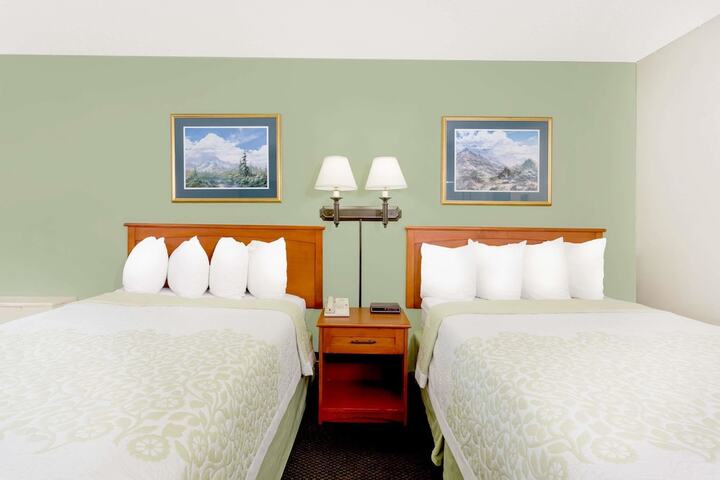 Room 13 of 17