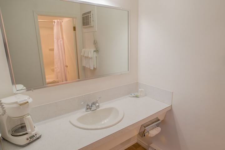 Room 7 of 20