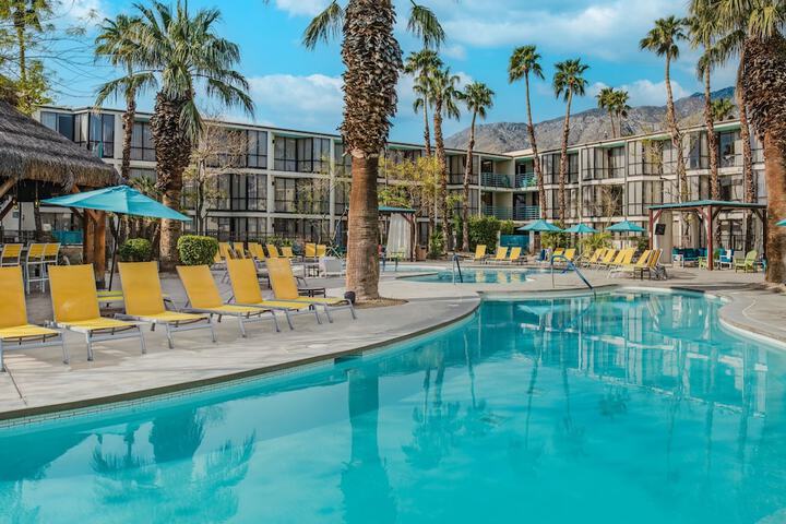 Riviera Resort Palm Springs