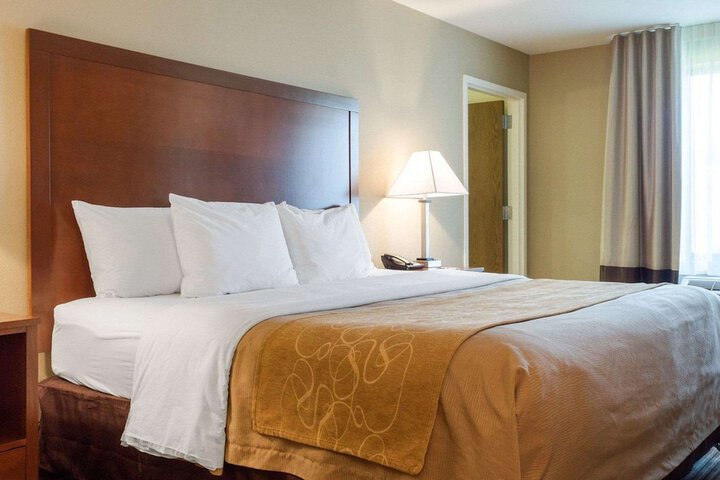 Comfort Inn & Suites Watford City