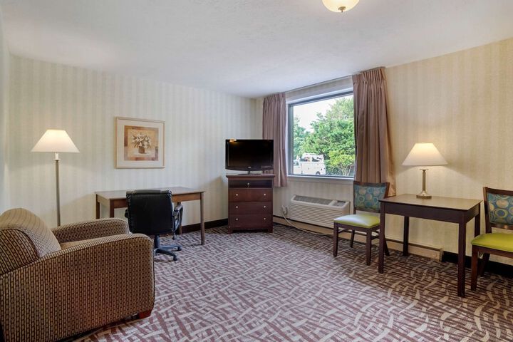 Room 34 of 50