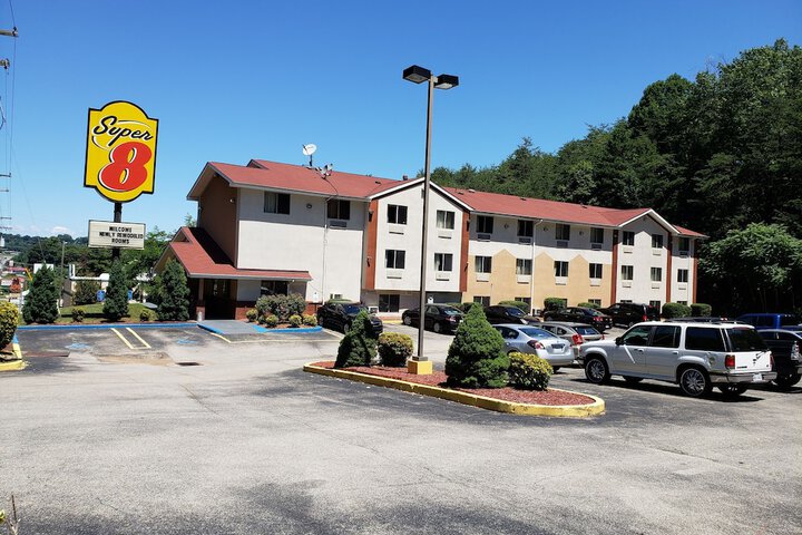 Hotel 8 of 18