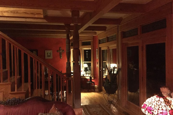 Cypress Moon Inn