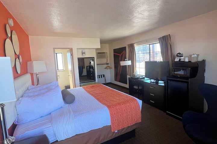 Room 51 of 58