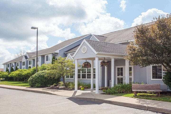 Microtel Inn & Suites by Wyndham Springville