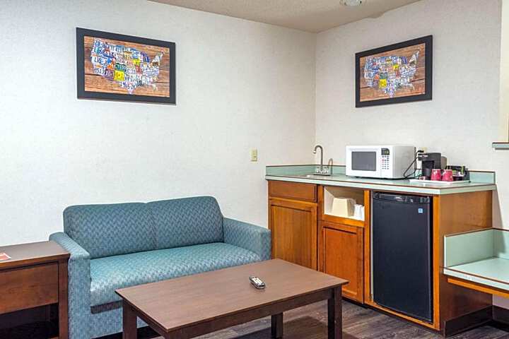 Econo Lodge Southeast