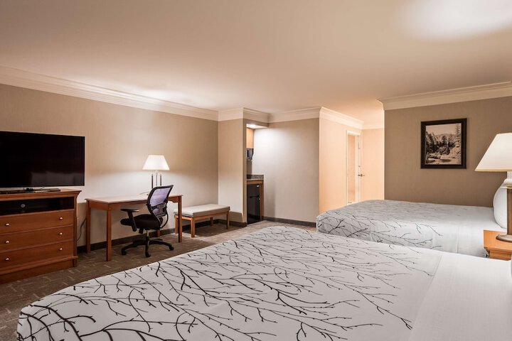 Room 12 of 62