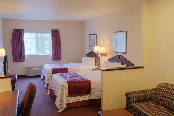 Room 18 of 25