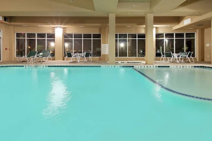 Holiday Inn Garland by IHG