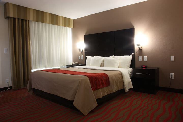 Room 31 of 40