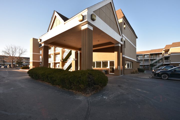 Hotel 10 of 40
