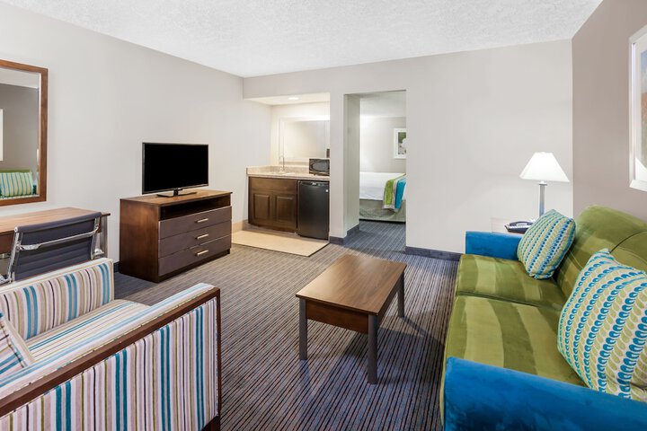 Holiday Inn Hotel & Suites Oklahoma City North by IHG