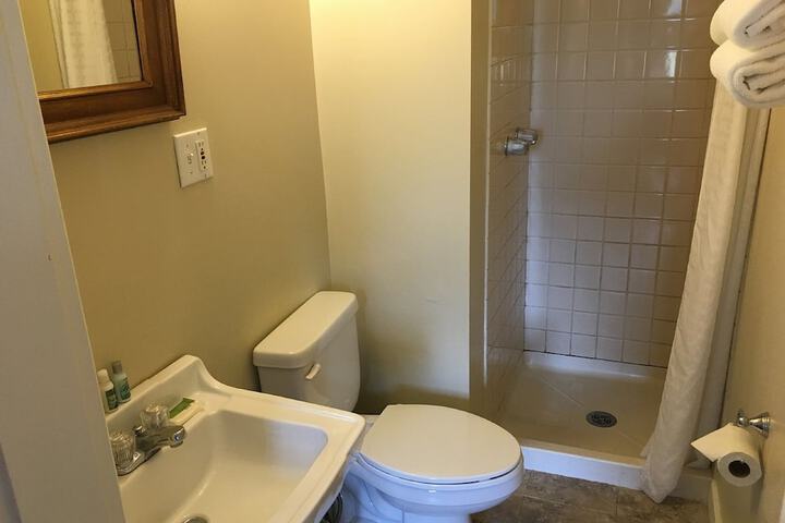 Room 14 of 32