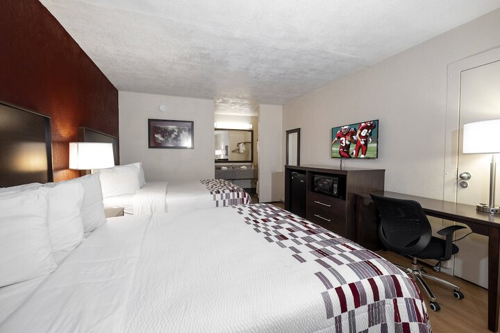 Room 13 of 24