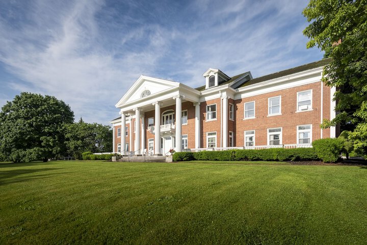 White Springs Manor a Belhurst Property