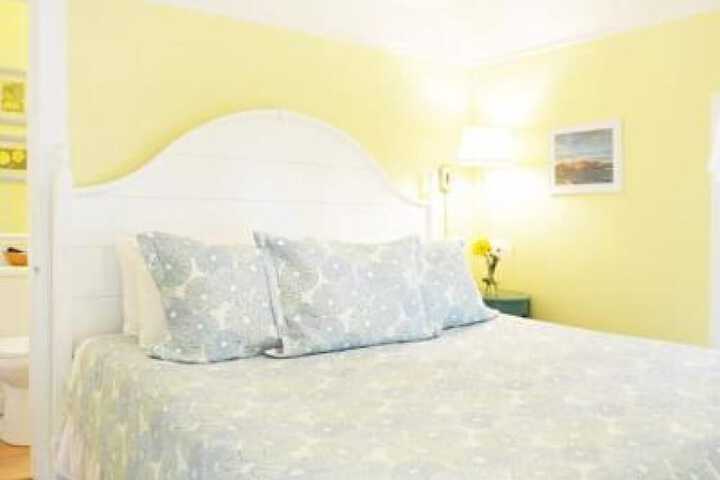Room 43 of 86