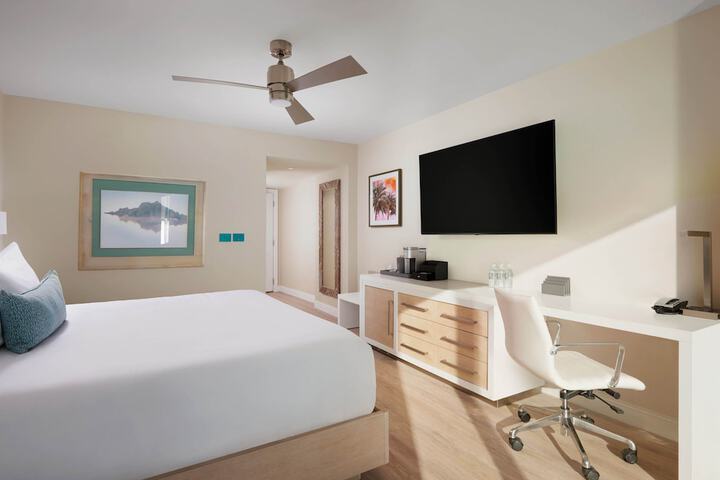 Sunseeker Resort Florida Gulf Coast Curio Collection Hilton
