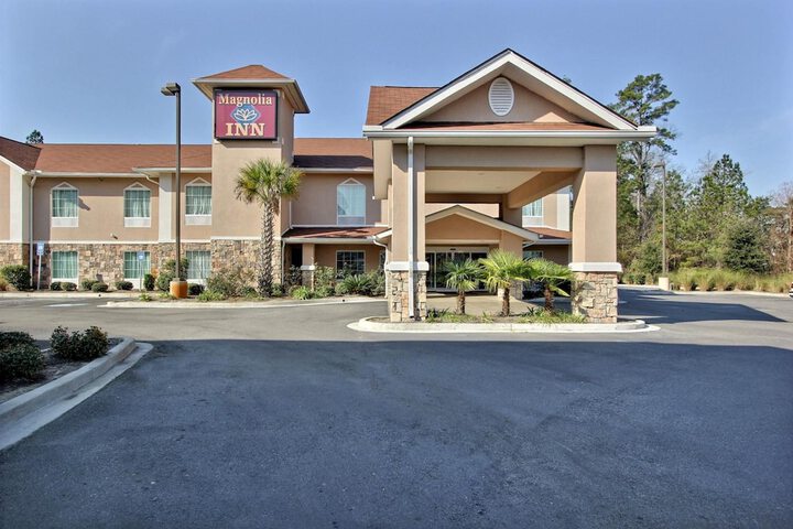 Magnolia Inn & Suites Savannah Airport