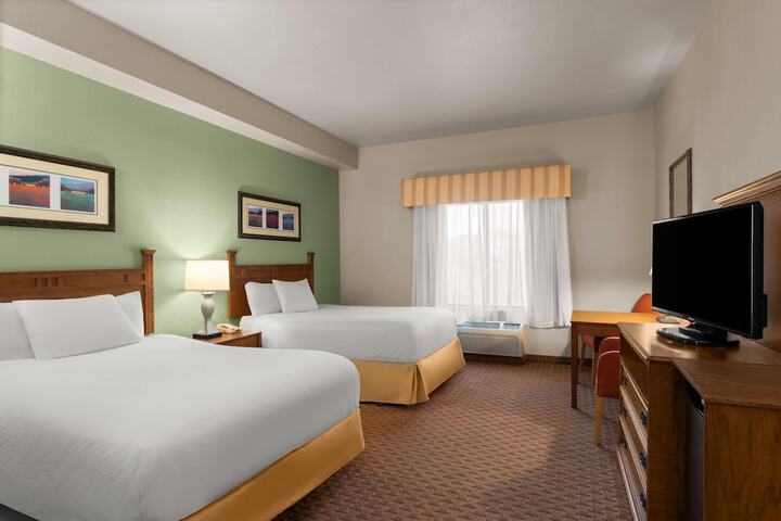 Baymont Inn and Suites by Wyndham Sturgis