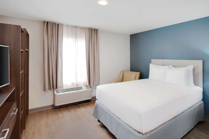 Room 14 of 19