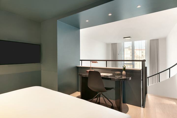 Room 45 of 78