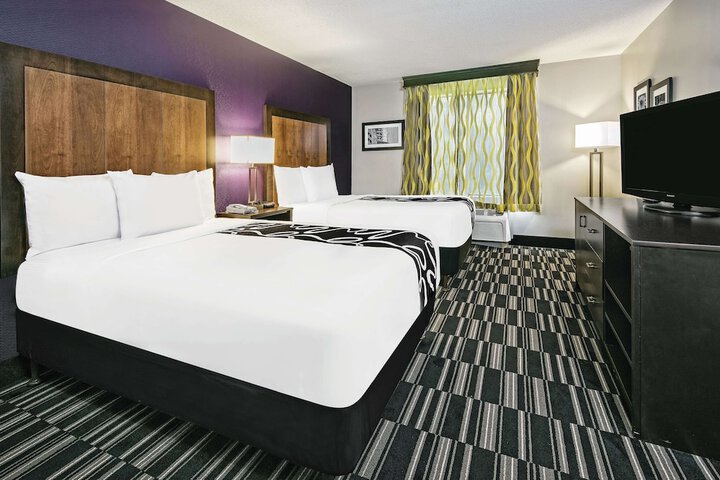 Room 34 of 49