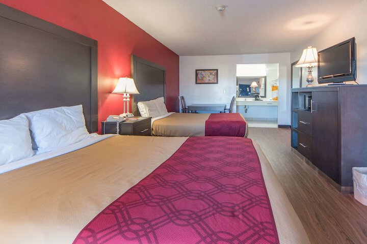 Room 12 of 24