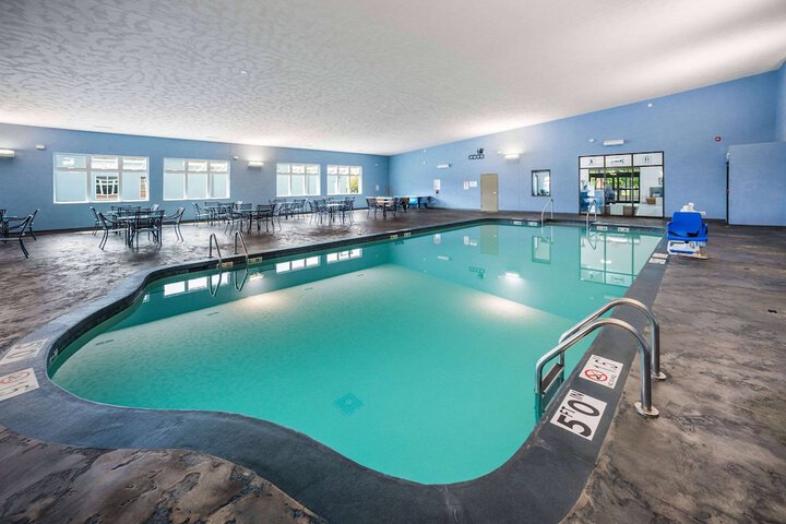 Pool 3 of 24