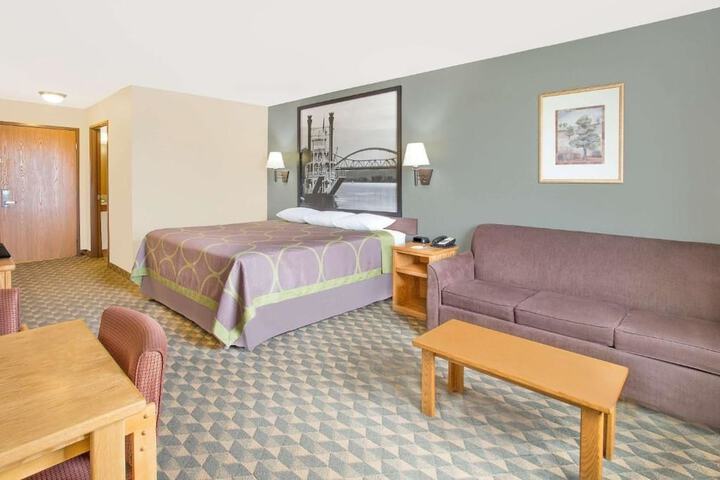 Room 16 of 31