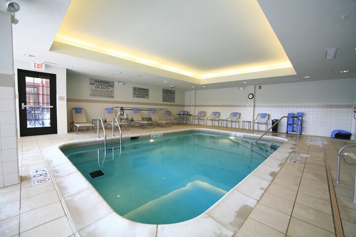 Courtyard Marriott Aksarben Village