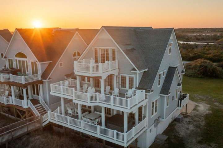 Oceans Edge by Topsail Realty