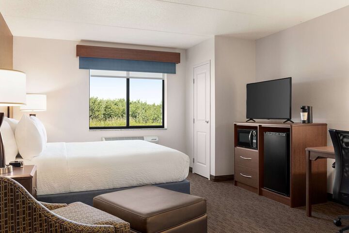 Room 44 of 59