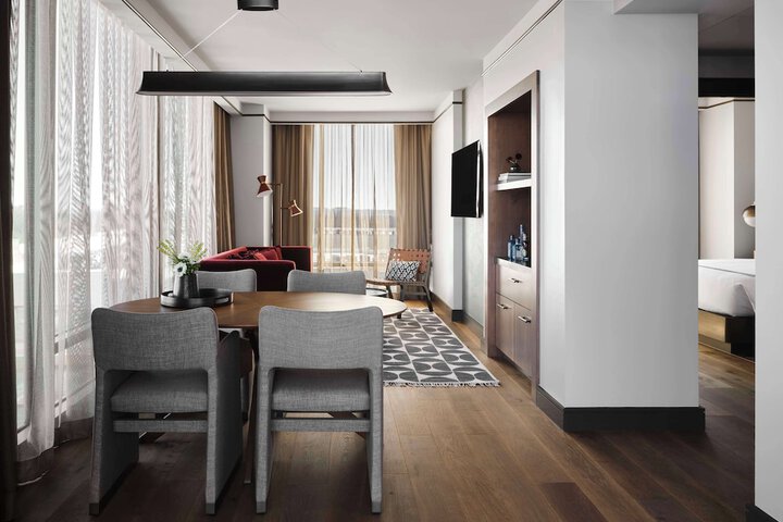 Room 54 of 115