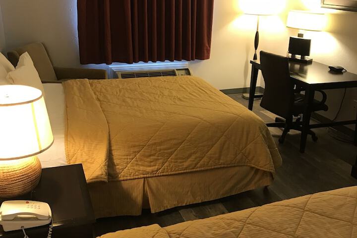 Room 44 of 60