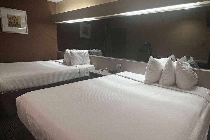 Room 26 of 29
