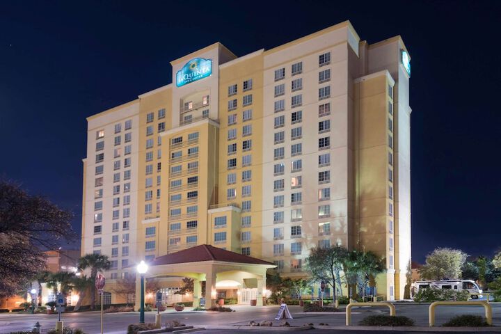 Hotel 2 of 55