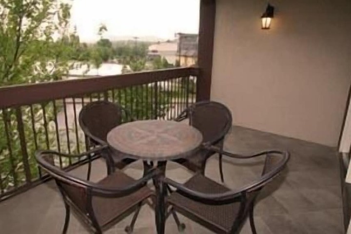Terrace/Patio 50 of 56