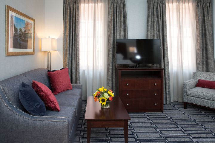 Hampton Inn & Suites Providence Downtown