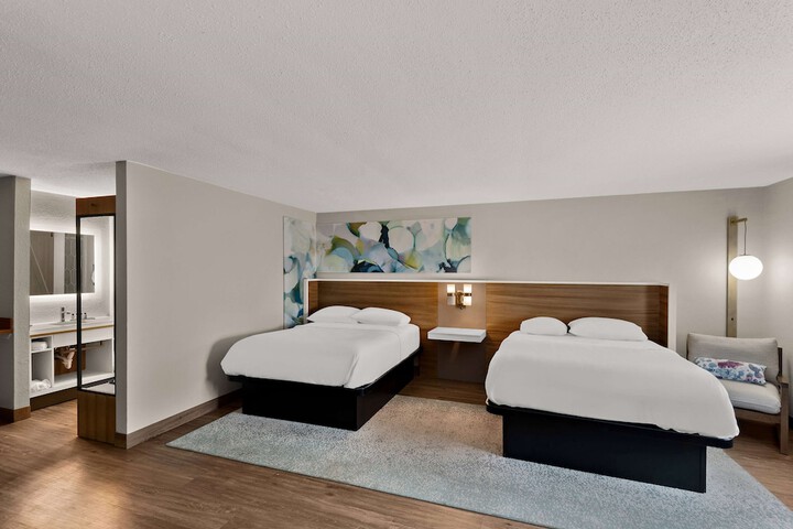 Wyndham Garden Ankeny / Des Moines