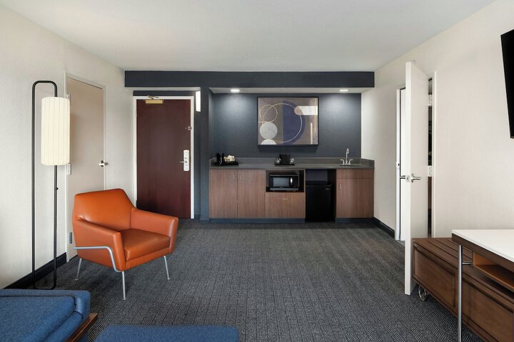 Courtyard by Marriott Chesapeake