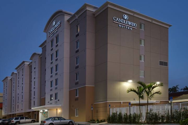 Hotel 5 of 56