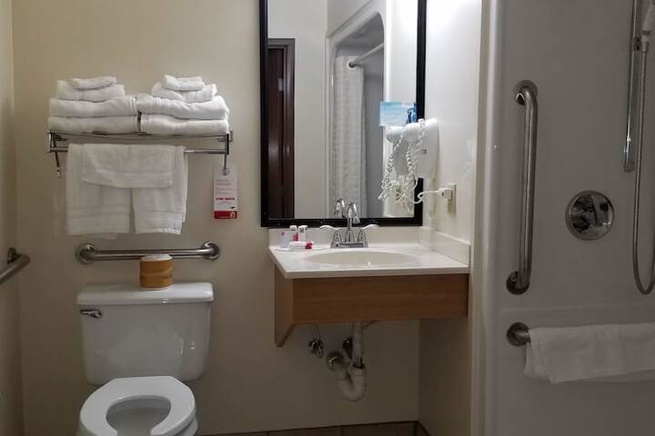 Room 18 of 59