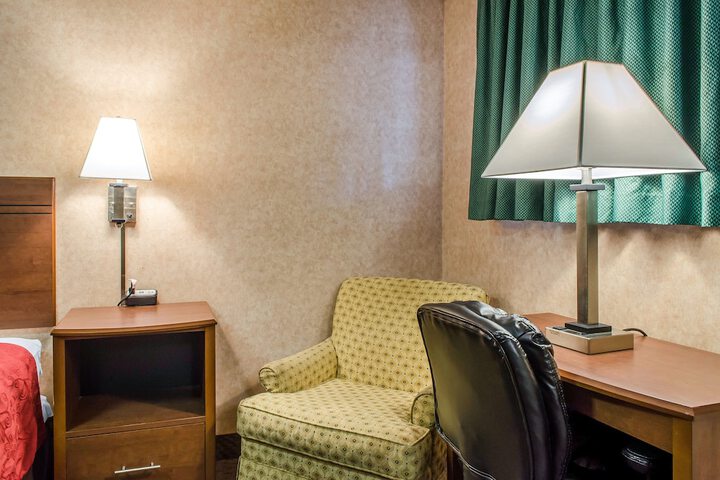 Econo Lodge Bellefonte I-99