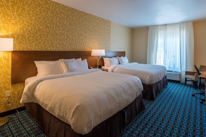 Room 20 of 33