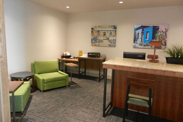 Holiday Inn Express & Suites Phoenix West - Buckeye by IHG