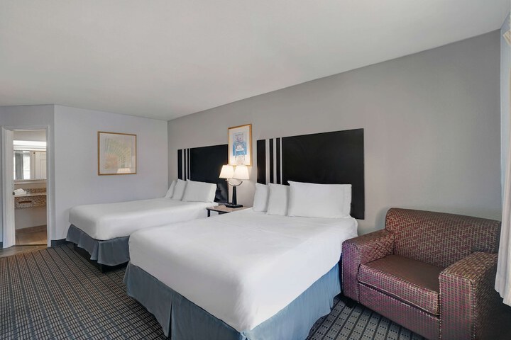 Motel 6 Washington PA