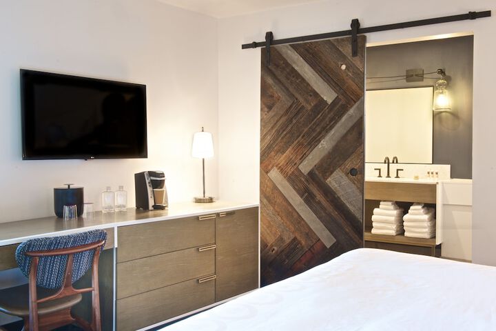 Hotel Becket BW Signature Collection
