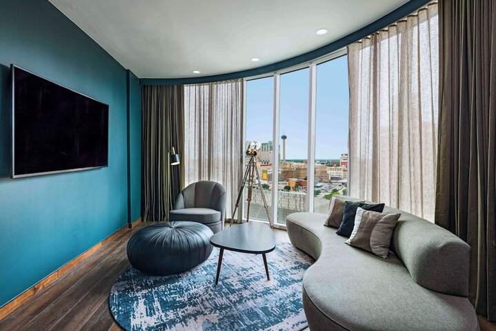Room 20 of 81