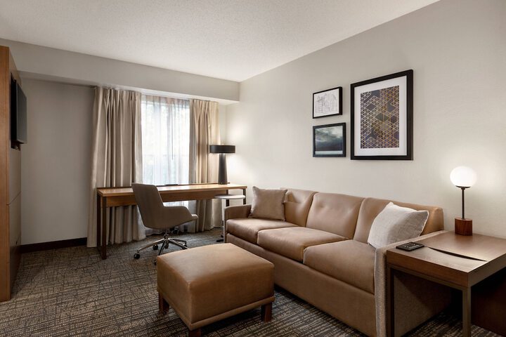 Room 16 of 21